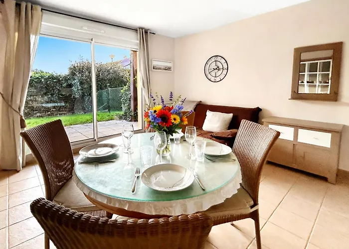 Lumineux Avec Jardin Et Parking Privé