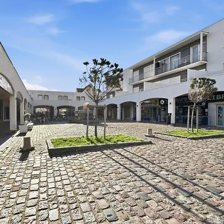 Lumineux Avec Jardin Et Parking Prive *